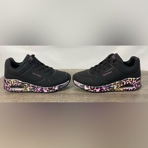 Girls Skechers with multicolored leopard sole. US size 1